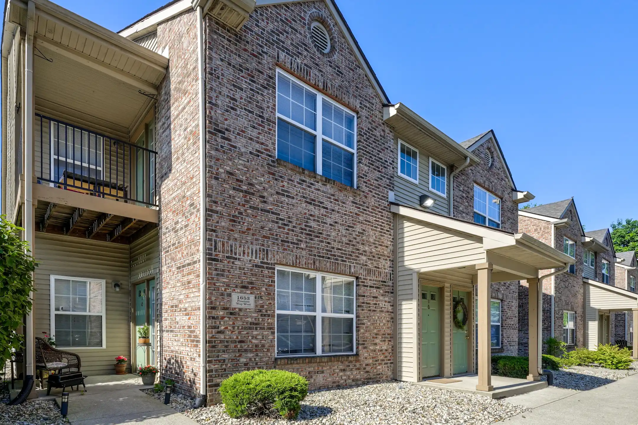 Pinebrook Apartments